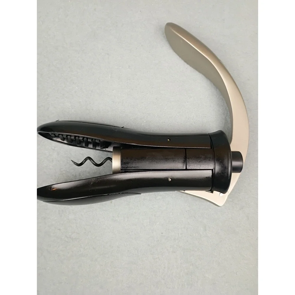 Turning Leaf Lever Style Wine Bottle Opener Corkscrew Black and Gold